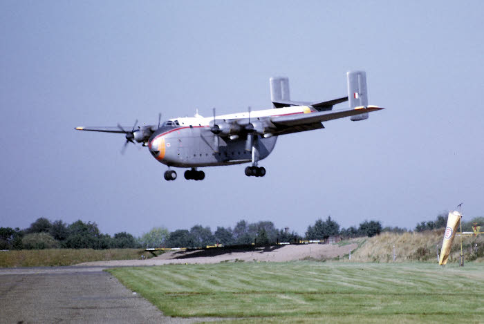 XB261 landing at Southend